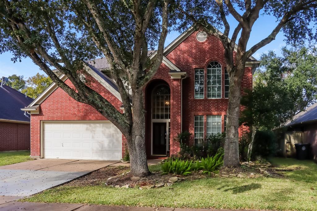 623 2 Deer Hollow Drive, Sugar Land, Texas 77479, 4 Bedrooms Bedrooms, 4 Rooms Rooms,2 BathroomsBathrooms,Single-family,For Sale,Deer Hollow,33215636