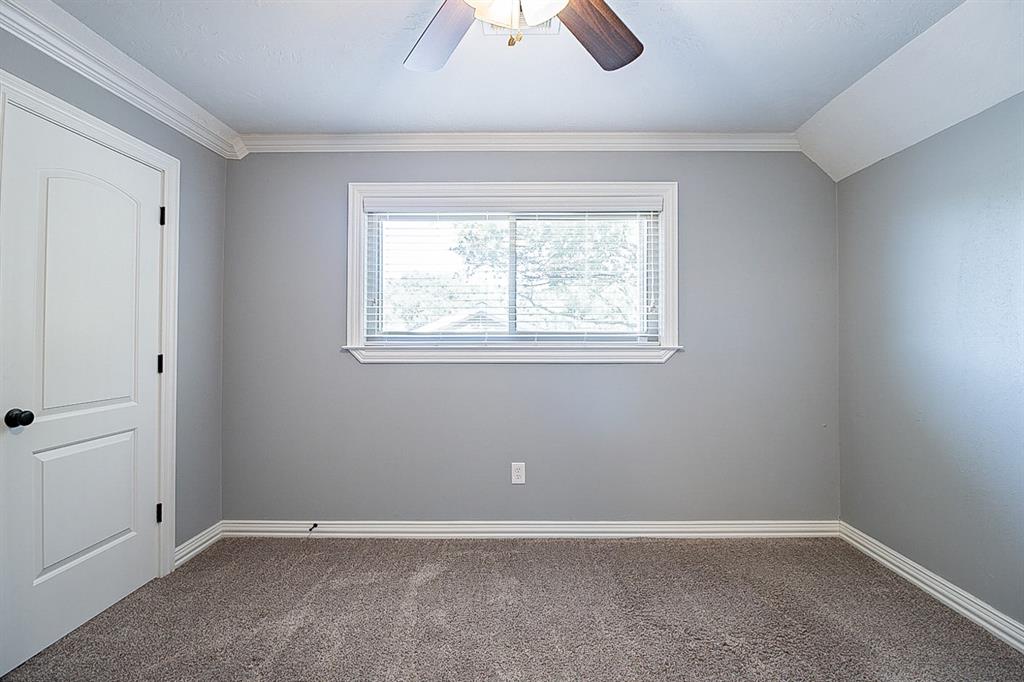 1710 1.5 Ashford Hollow Lane, Houston, Texas 77077, 4 Bedrooms Bedrooms, 4 Rooms Rooms,2 BathroomsBathrooms,Single-family,For Sale,Ashford Hollow,75144138