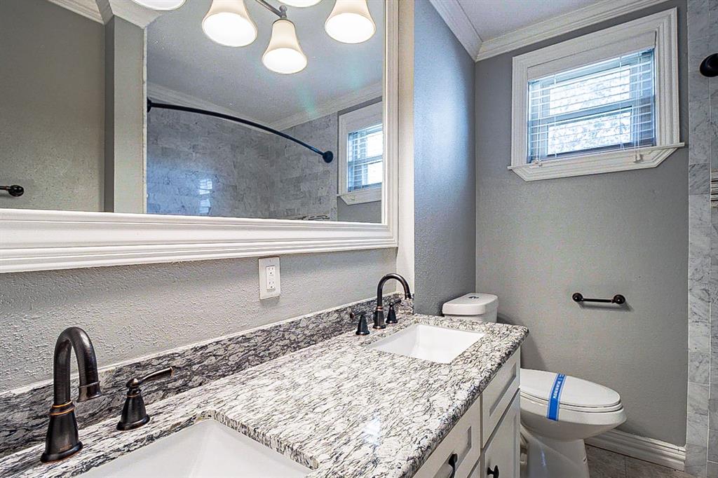 1710 1.5 Ashford Hollow Lane, Houston, Texas 77077, 4 Bedrooms Bedrooms, 4 Rooms Rooms,2 BathroomsBathrooms,Single-family,For Sale,Ashford Hollow,75144138