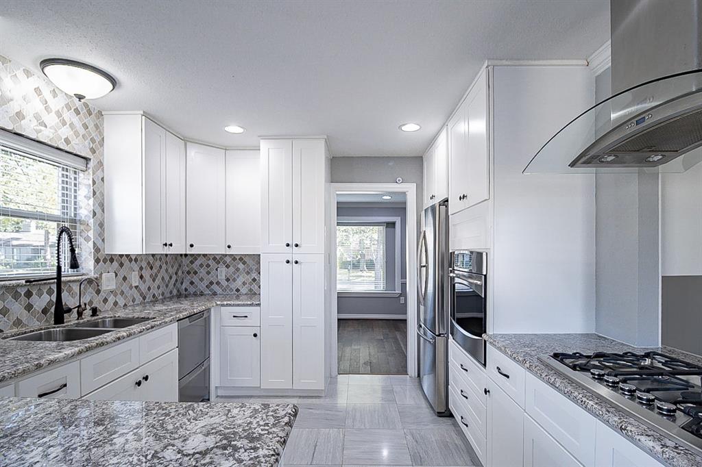 1710 1.5 Ashford Hollow Lane, Houston, Texas 77077, 4 Bedrooms Bedrooms, 4 Rooms Rooms,2 BathroomsBathrooms,Single-family,For Sale,Ashford Hollow,75144138