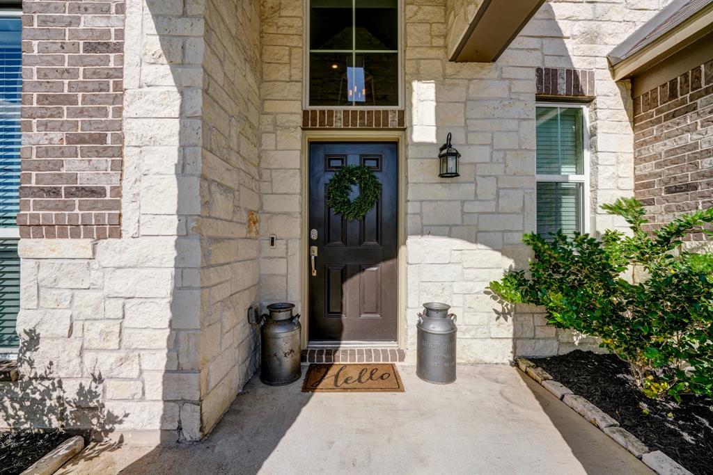 1906 2 Walnut Green Circle, Rosenberg, Texas 77471, 5 Bedrooms Bedrooms, 12 Rooms Rooms,3 BathroomsBathrooms,Single-family,For Sale,Walnut Green,21559884