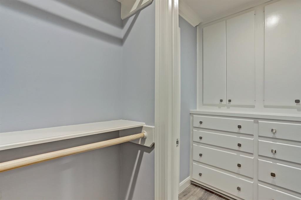 5030 1 Jason Street, Houston, Texas 77096, 4 Bedrooms Bedrooms, 8 Rooms Rooms,2 BathroomsBathrooms,Single-family,For Sale,Jason,73809410