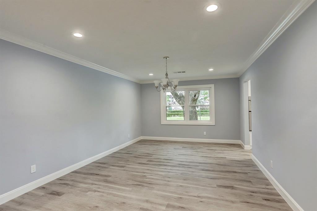 5030 1 Jason Street, Houston, Texas 77096, 4 Bedrooms Bedrooms, 8 Rooms Rooms,2 BathroomsBathrooms,Single-family,For Sale,Jason,73809410