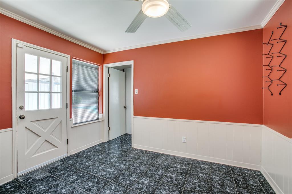 9819 1.5 Emnora Lane, Houston, Texas 77080, 4 Bedrooms Bedrooms, 13 Rooms Rooms,3 BathroomsBathrooms,Single-family,For Sale,Emnora,72541531