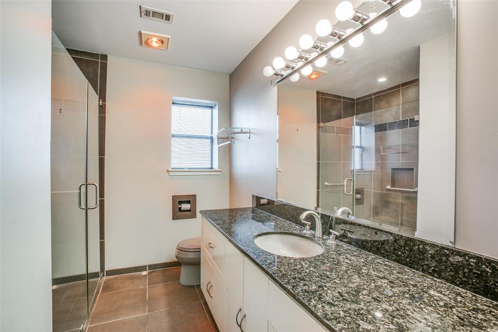 9819 1.5 Emnora Lane, Houston, Texas 77080, 4 Bedrooms Bedrooms, 13 Rooms Rooms,3 BathroomsBathrooms,Single-family,For Sale,Emnora,72541531