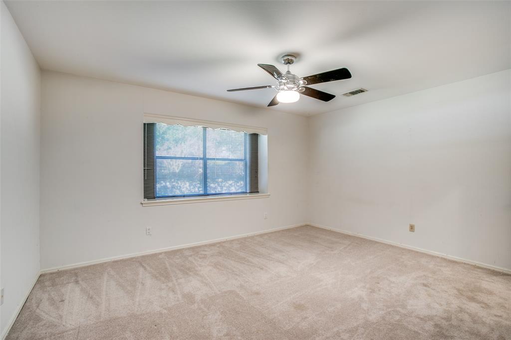 9819 1.5 Emnora Lane, Houston, Texas 77080, 4 Bedrooms Bedrooms, 13 Rooms Rooms,3 BathroomsBathrooms,Single-family,For Sale,Emnora,72541531