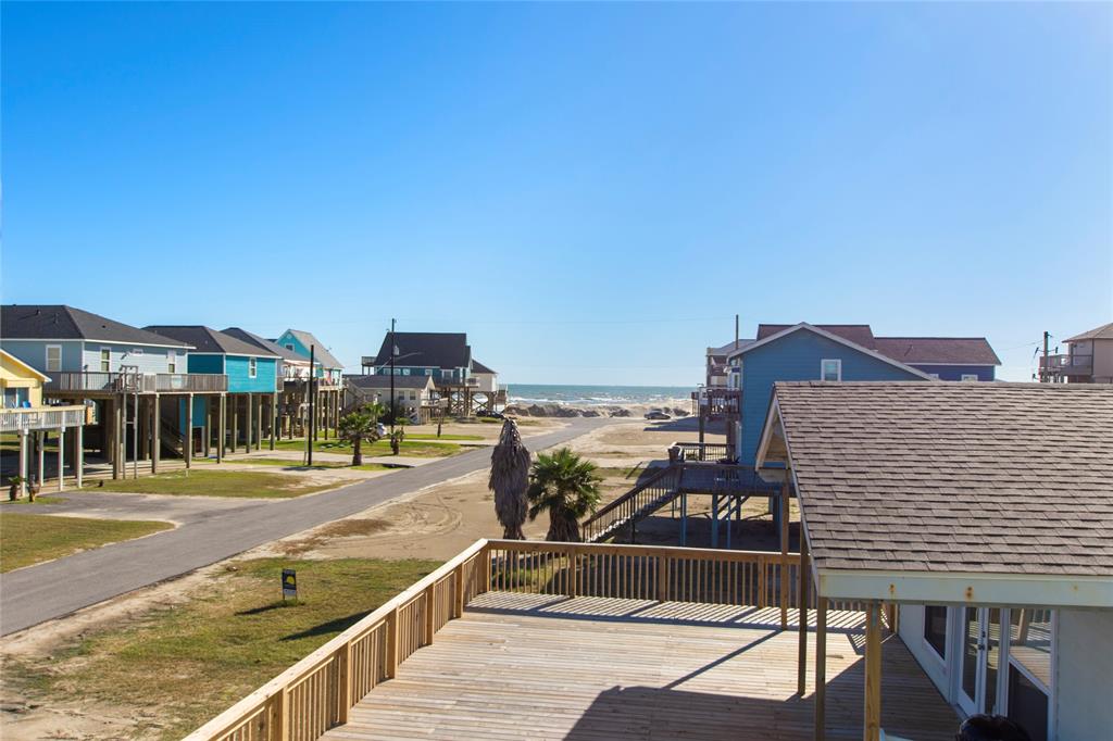 12923 2 Buccaneer Parkway, Freeport, Texas 77541, 3 Bedrooms Bedrooms, 5 Rooms Rooms,2 BathroomsBathrooms,Single-family,For Sale,Buccaneer,57108857