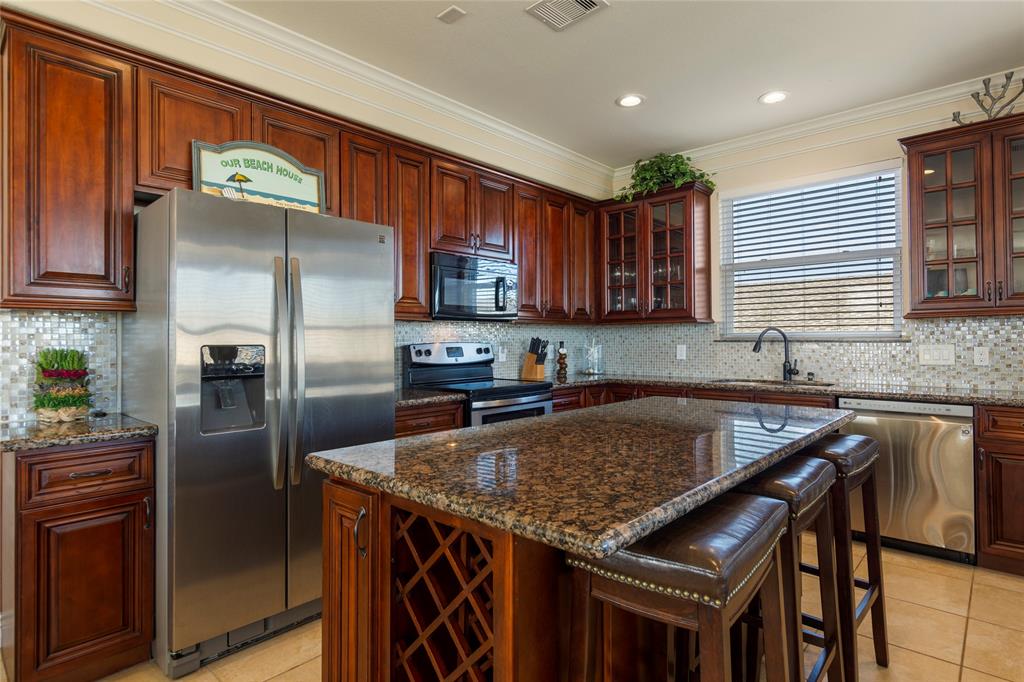 12923 2 Buccaneer Parkway, Freeport, Texas 77541, 3 Bedrooms Bedrooms, 5 Rooms Rooms,2 BathroomsBathrooms,Single-family,For Sale,Buccaneer,57108857