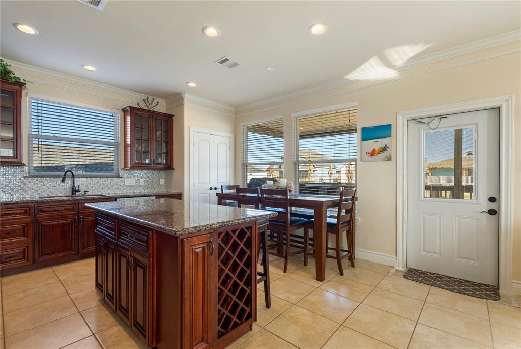 12923 2 Buccaneer Parkway, Freeport, Texas 77541, 3 Bedrooms Bedrooms, 5 Rooms Rooms,2 BathroomsBathrooms,Single-family,For Sale,Buccaneer,57108857