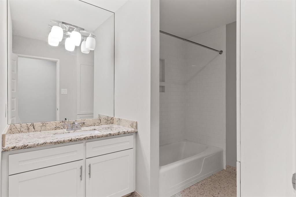 5630 1 Cheena Drive, Houston, Texas 77096, 3 Bedrooms Bedrooms, 7 Rooms Rooms,2 BathroomsBathrooms,Single-family,For Sale,Cheena,63604302