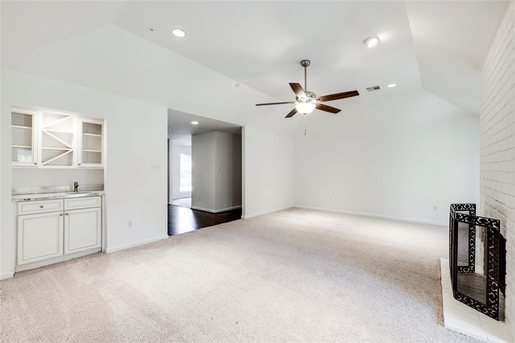 15734 1 Whitewater Lane, Houston, Texas 77079, 3 Bedrooms Bedrooms, 8 Rooms Rooms,2 BathroomsBathrooms,Single-family,For Sale,Whitewater,51620879