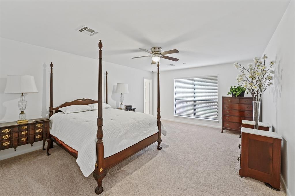 15734 1 Whitewater Lane, Houston, Texas 77079, 3 Bedrooms Bedrooms, 8 Rooms Rooms,2 BathroomsBathrooms,Single-family,For Sale,Whitewater,51620879