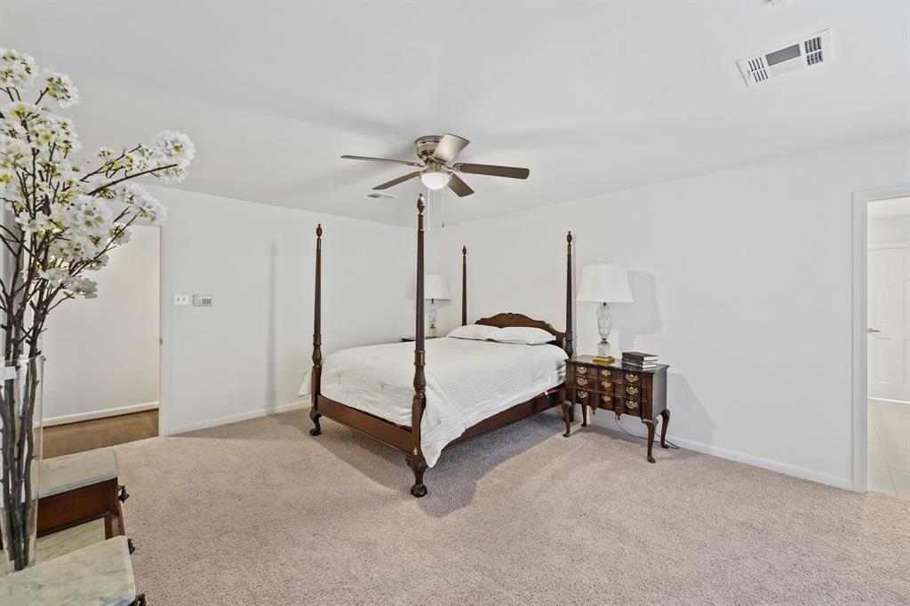 15734 1 Whitewater Lane, Houston, Texas 77079, 3 Bedrooms Bedrooms, 8 Rooms Rooms,2 BathroomsBathrooms,Single-family,For Sale,Whitewater,51620879
