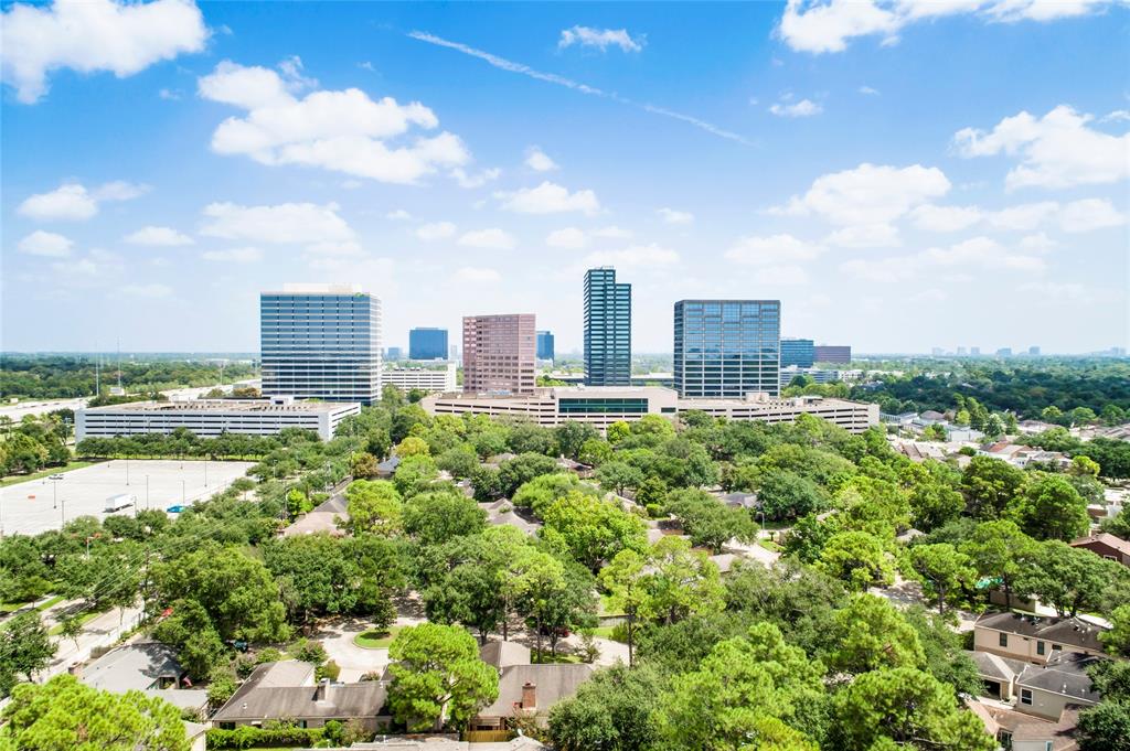 15734 1 Whitewater Lane, Houston, Texas 77079, 3 Bedrooms Bedrooms, 8 Rooms Rooms,2 BathroomsBathrooms,Single-family,For Sale,Whitewater,51620879