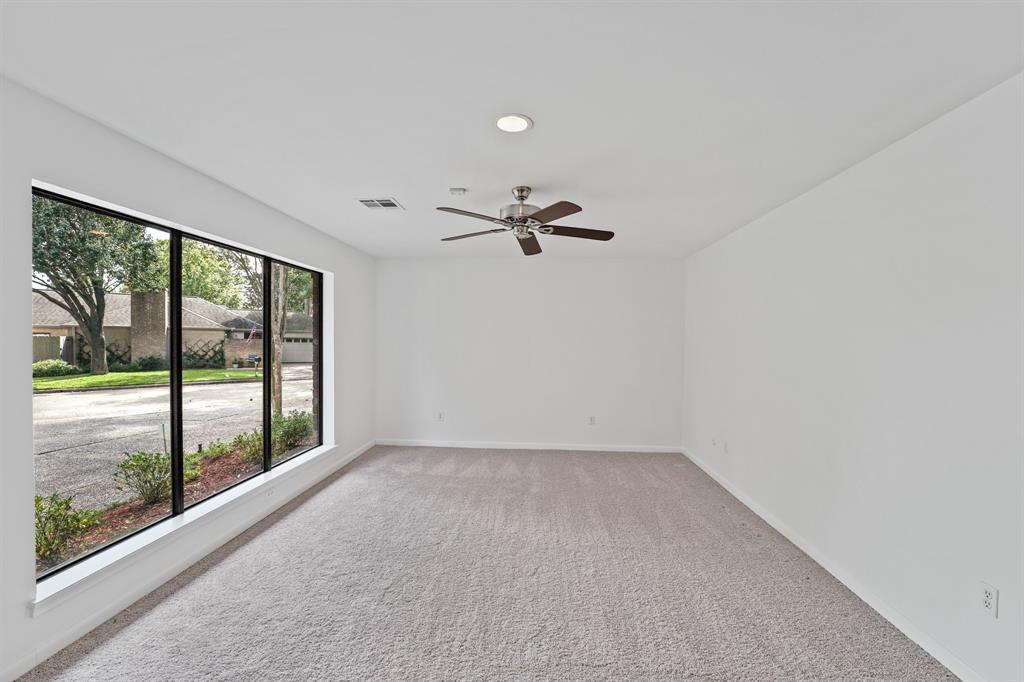 15734 1 Whitewater Lane, Houston, Texas 77079, 3 Bedrooms Bedrooms, 8 Rooms Rooms,2 BathroomsBathrooms,Single-family,For Sale,Whitewater,51620879