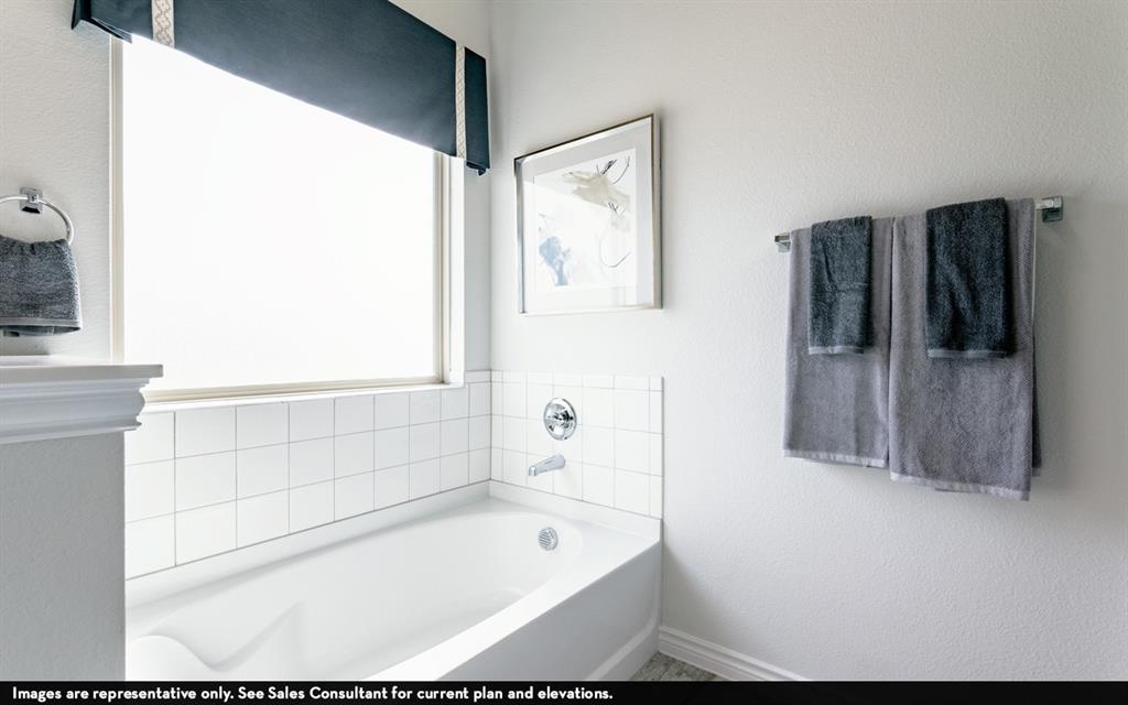 8023 1 Brooks Crossing Drive, Baytown, Texas 77521, 3 Bedrooms Bedrooms, 7 Rooms Rooms,2 BathroomsBathrooms,Single-family,For Sale,Brooks Crossing,52117848