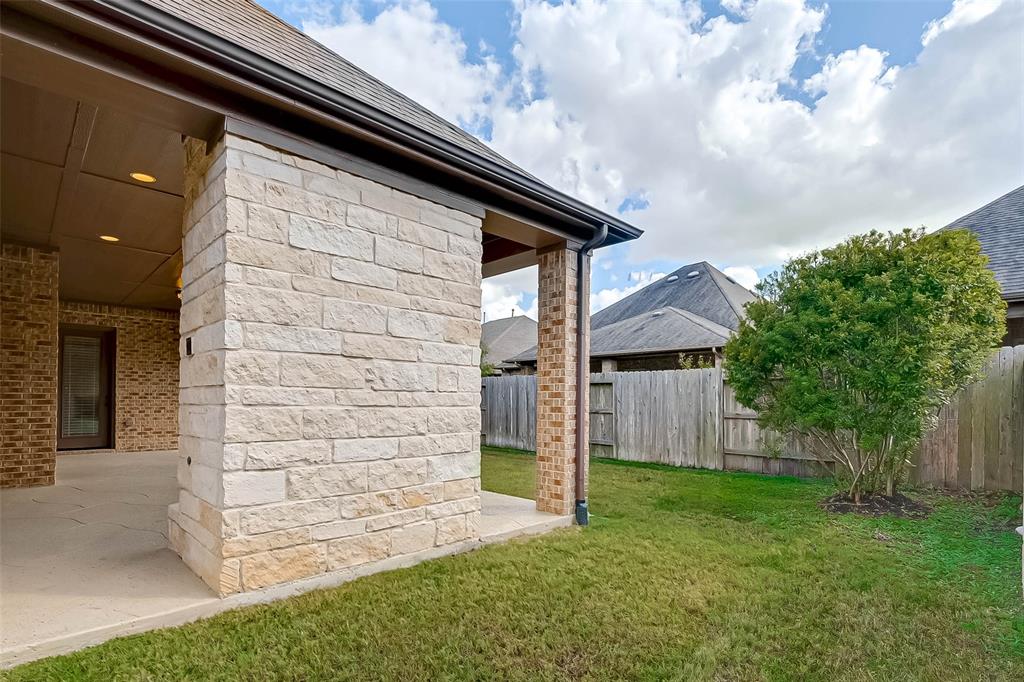 26915 1 Monterey Bend Lane, Katy, Texas 77494, 3 Bedrooms Bedrooms, 9 Rooms Rooms,3 BathroomsBathrooms,Single-family,For Sale,Monterey Bend,10827969