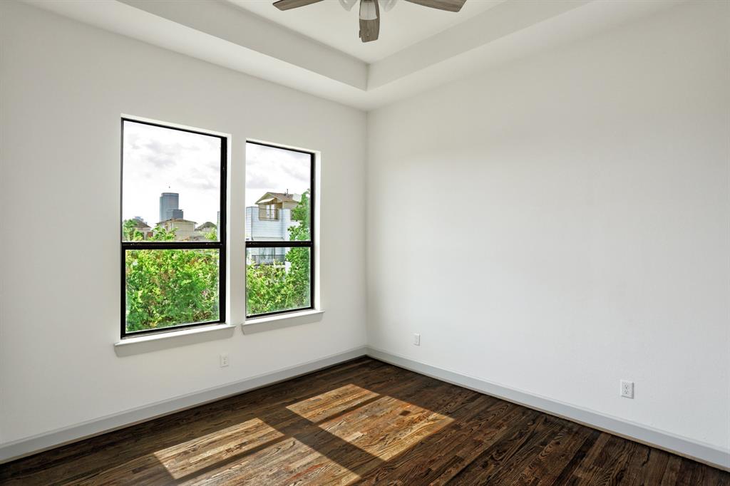 1504 3 Saulnier Street, Houston, Texas 77019, 3 Bedrooms Bedrooms, 8 Rooms Rooms,3 BathroomsBathrooms,Single-family,For Sale,Saulnier,53007213