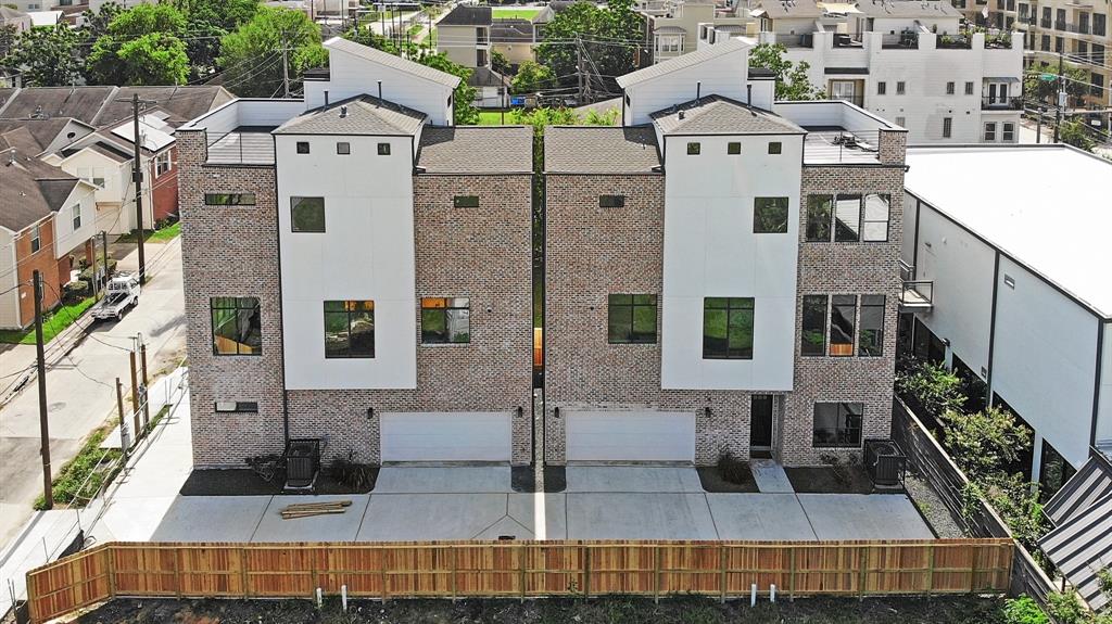1504 3 Saulnier Street, Houston, Texas 77019, 3 Bedrooms Bedrooms, 8 Rooms Rooms,3 BathroomsBathrooms,Single-family,For Sale,Saulnier,53007213