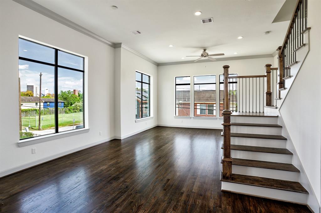 1504 3 Saulnier Street, Houston, Texas 77019, 3 Bedrooms Bedrooms, 8 Rooms Rooms,3 BathroomsBathrooms,Single-family,For Sale,Saulnier,53007213