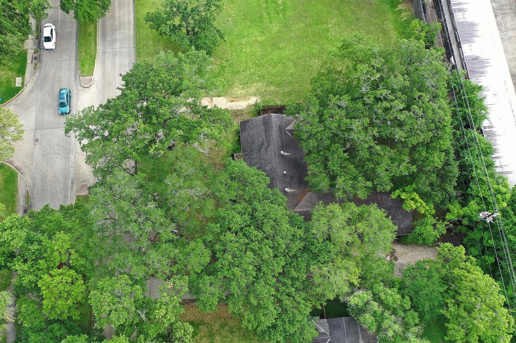 1166 1 Chimney Rock Road, Houston, Texas 77056, ,3 BathroomsBathrooms,Single-family,For Sale,Chimney Rock,76174155