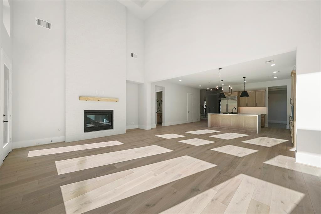 1427 2 Chamboard Lane, Houston, Texas 77018, 4 Bedrooms Bedrooms, 9 Rooms Rooms,4 BathroomsBathrooms,Single-family,For Sale,Chamboard,67713761