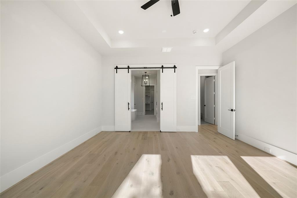 1427 2 Chamboard Lane, Houston, Texas 77018, 4 Bedrooms Bedrooms, 9 Rooms Rooms,4 BathroomsBathrooms,Single-family,For Sale,Chamboard,67713761