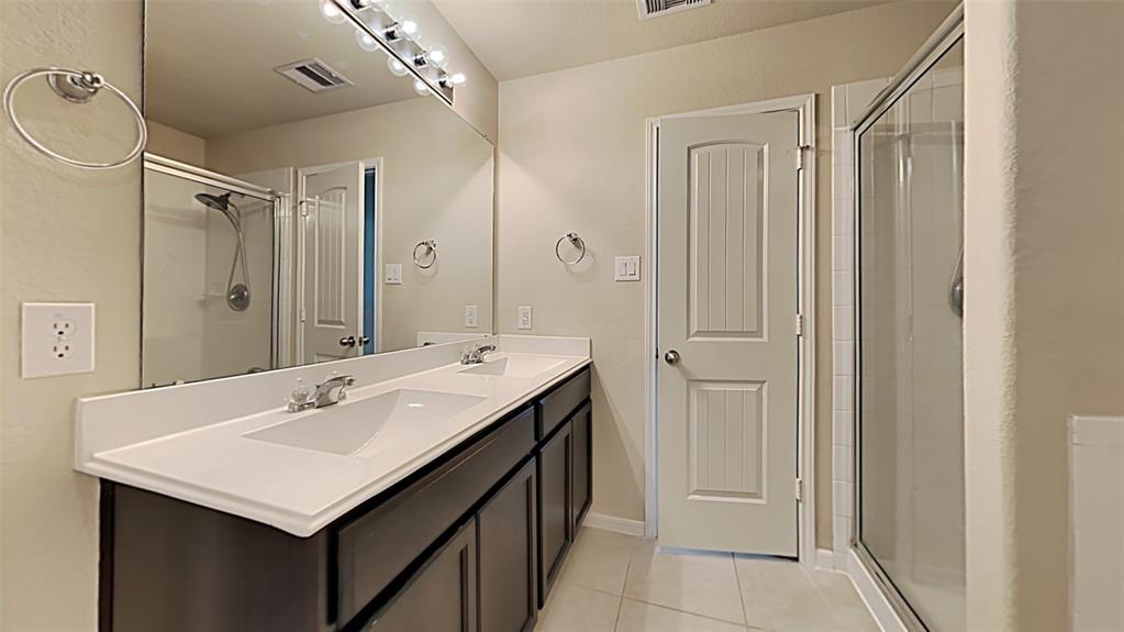 2915 2 Iron Range Court, Katy, Texas 77494, 5 Bedrooms Bedrooms, 5 Rooms Rooms,3 BathroomsBathrooms,Single-family,For Sale,Iron Range,59446598