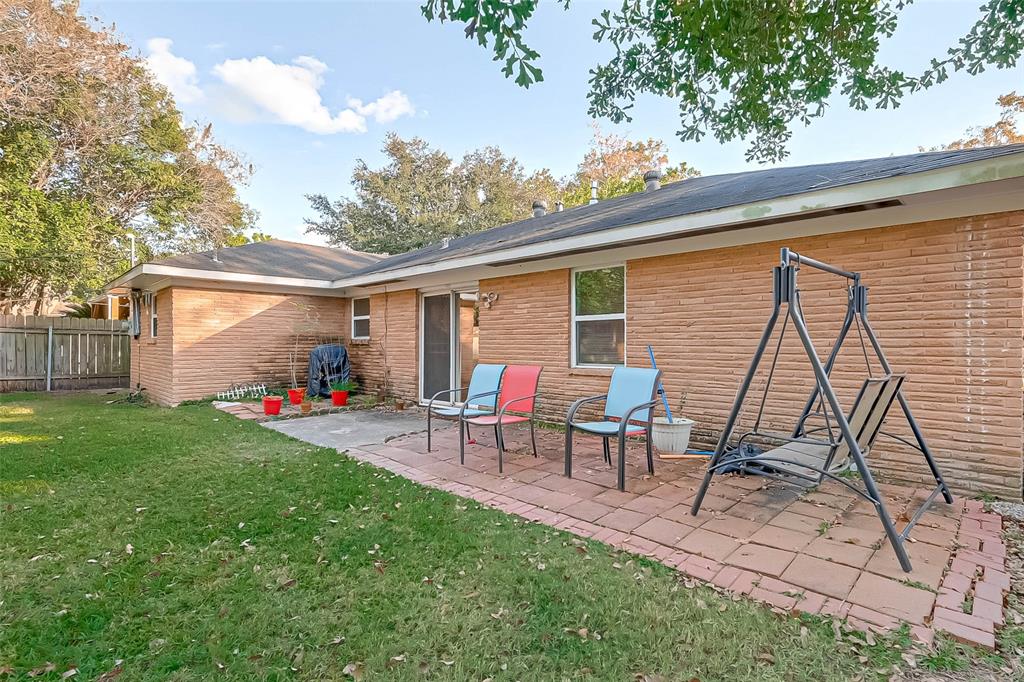6006 1 Sanford Road, Houston, Texas 77096, 3 Bedrooms Bedrooms, 3 Rooms Rooms,2 BathroomsBathrooms,Single-family,For Sale,Sanford,61679285