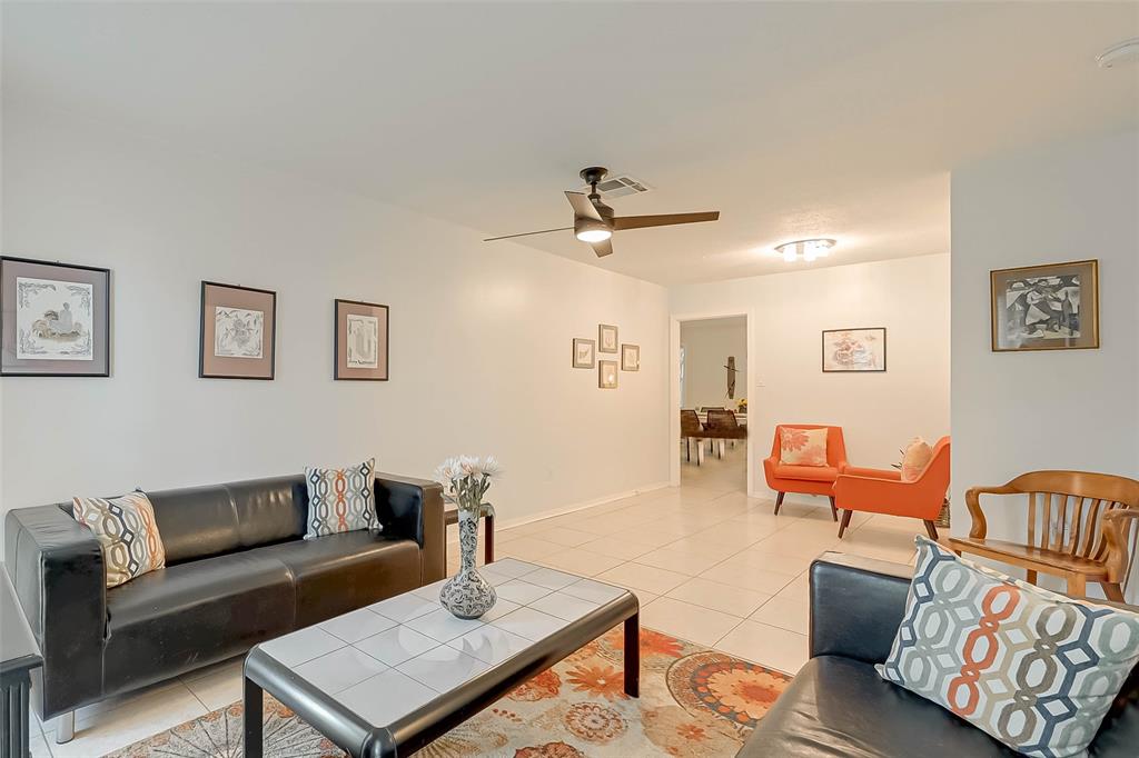 6006 1 Sanford Road, Houston, Texas 77096, 3 Bedrooms Bedrooms, 3 Rooms Rooms,2 BathroomsBathrooms,Single-family,For Sale,Sanford,61679285