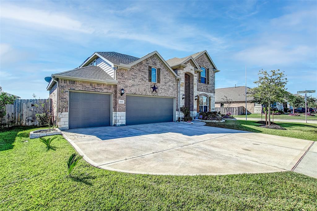 20215 2 Aspenwilde Drive, Cypress, Texas 77433, 4 Bedrooms Bedrooms, 8 Rooms Rooms,3 BathroomsBathrooms,Single-family,For Sale,Aspenwilde,28668831