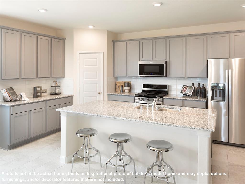 2609 2 Staplewood Springs Drive, Pearland, Texas 77089, 4 Bedrooms Bedrooms, 7 Rooms Rooms,3 BathroomsBathrooms,Single-family,For Sale,Staplewood Springs,69947131