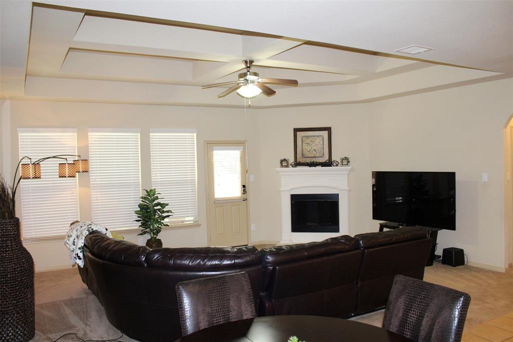 2423 2 Garden Shadow Drive, Conroe, Texas 77384, 4 Bedrooms Bedrooms, 9 Rooms Rooms,3 BathroomsBathrooms,Single-family,For Sale,Garden Shadow,65868578