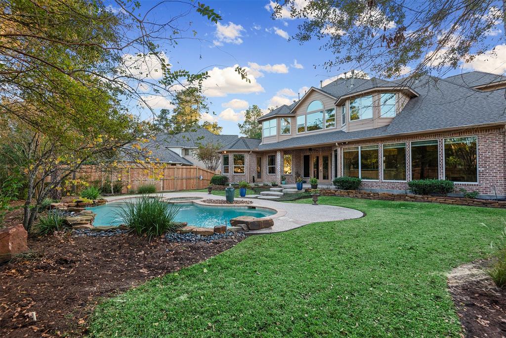 10 2 Silver Maple Place, The Woodlands, Texas 77382, 5 Bedrooms Bedrooms, 14 Rooms Rooms,4 BathroomsBathrooms,Single-family,For Sale,Silver Maple,23498246