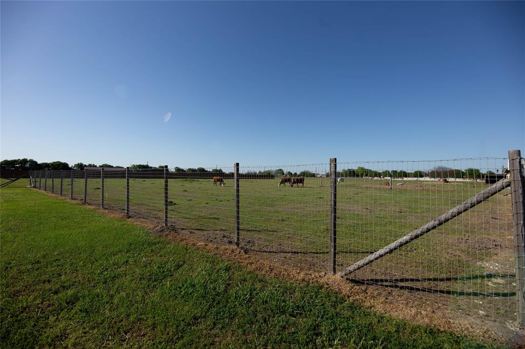 10702 1 Padon Road, Needville, Texas 77461, 6 Bedrooms Bedrooms, 6 Rooms Rooms,3 BathroomsBathrooms,Country Homes/acreage,For Sale,Padon,39647945