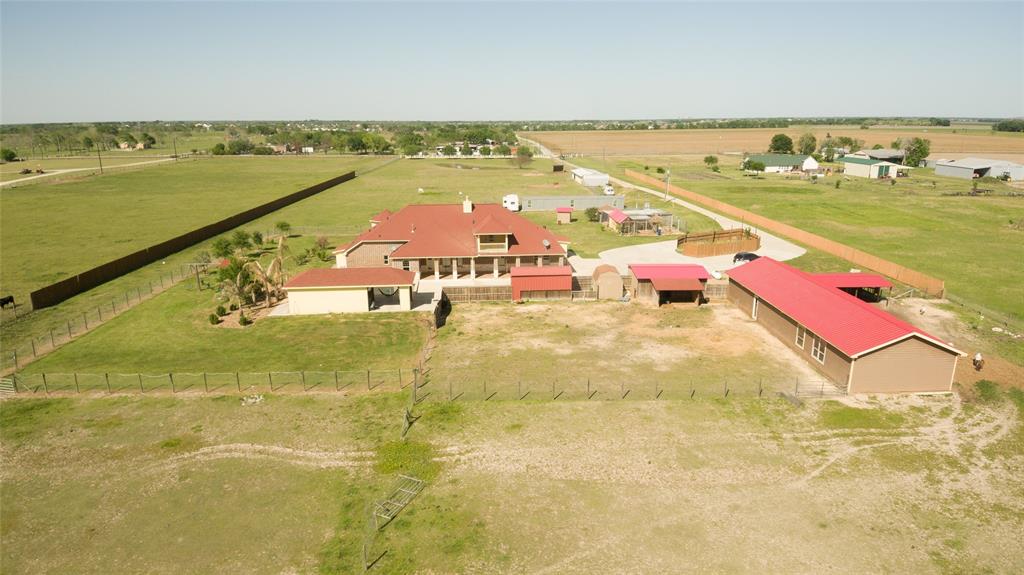 10702 1 Padon Road, Needville, Texas 77461, 6 Bedrooms Bedrooms, 6 Rooms Rooms,3 BathroomsBathrooms,Country Homes/acreage,For Sale,Padon,39647945