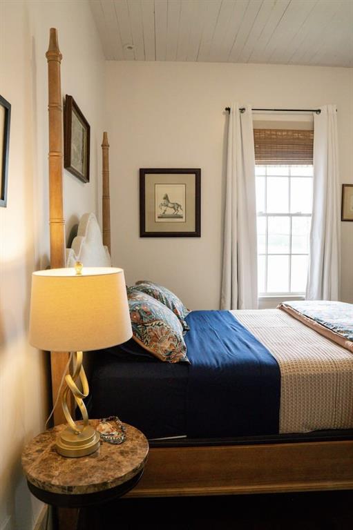614 2 16th Street, Galveston, Texas 77550, 2 Bedrooms Bedrooms, 2 Rooms Rooms,1 BathroomBathrooms,Single-family,For Sale,16th,66730567