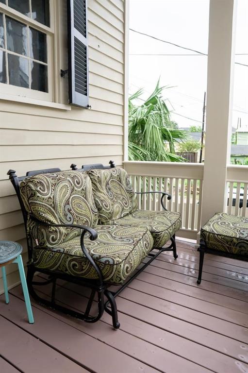 614 2 16th Street, Galveston, Texas 77550, 2 Bedrooms Bedrooms, 2 Rooms Rooms,1 BathroomBathrooms,Single-family,For Sale,16th,66730567