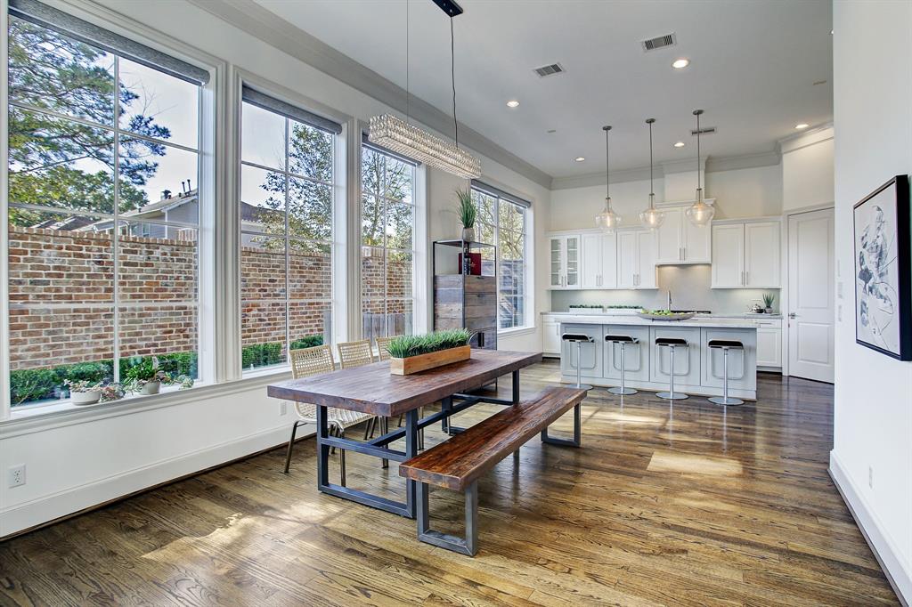1552 3 Whispering Pines Drive, Houston, Texas 77055, 3 Bedrooms Bedrooms, 8 Rooms Rooms,3 BathroomsBathrooms,Single-family,For Sale,Whispering Pines,88902137