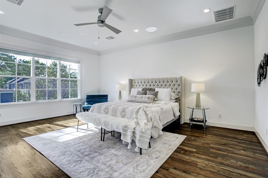 1552 3 Whispering Pines Drive, Houston, Texas 77055, 3 Bedrooms Bedrooms, 8 Rooms Rooms,3 BathroomsBathrooms,Single-family,For Sale,Whispering Pines,88902137