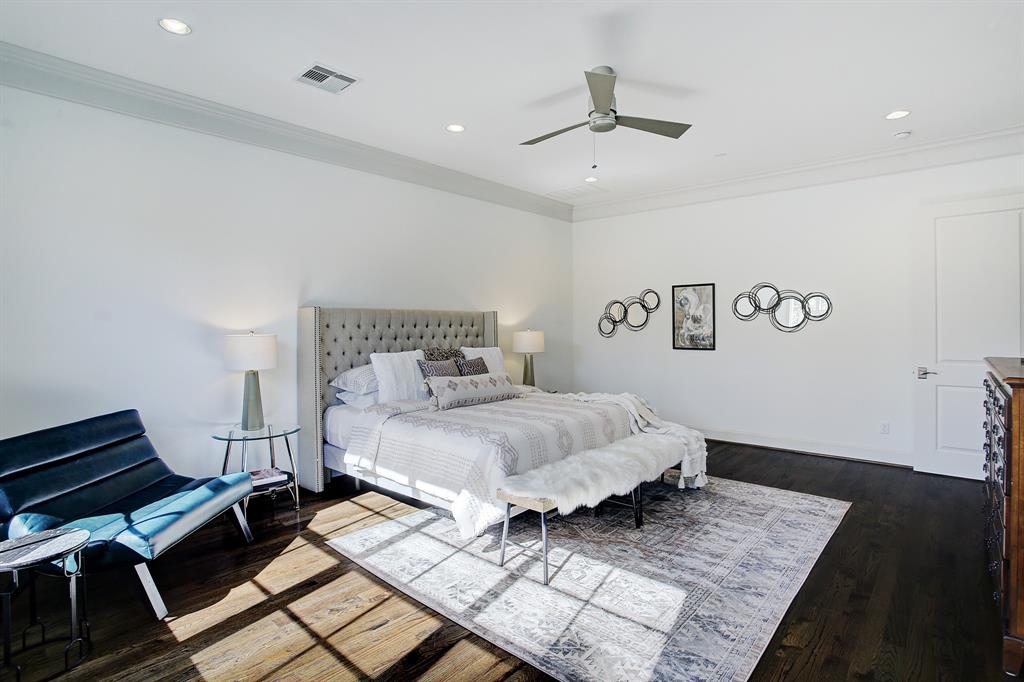 1552 3 Whispering Pines Drive, Houston, Texas 77055, 3 Bedrooms Bedrooms, 8 Rooms Rooms,3 BathroomsBathrooms,Single-family,For Sale,Whispering Pines,88902137