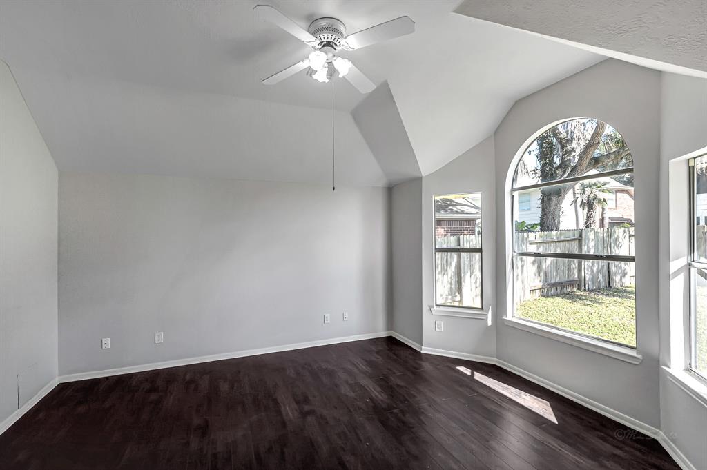 135 2 Chandler Court, Sugar Land, Texas 77479, 4 Bedrooms Bedrooms, 13 Rooms Rooms,2 BathroomsBathrooms,Single-family,For Sale,Chandler,62299549