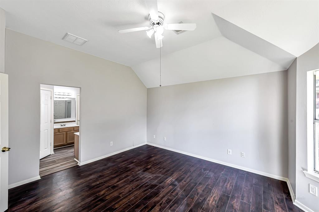 135 2 Chandler Court, Sugar Land, Texas 77479, 4 Bedrooms Bedrooms, 13 Rooms Rooms,2 BathroomsBathrooms,Single-family,For Sale,Chandler,62299549