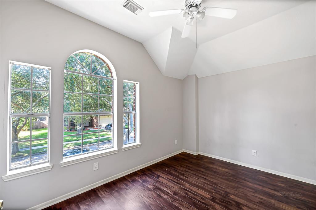 135 2 Chandler Court, Sugar Land, Texas 77479, 4 Bedrooms Bedrooms, 13 Rooms Rooms,2 BathroomsBathrooms,Single-family,For Sale,Chandler,62299549