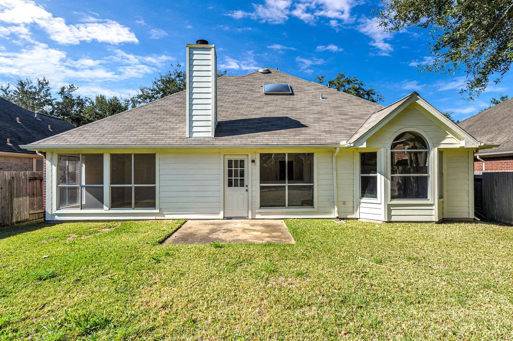 135 2 Chandler Court, Sugar Land, Texas 77479, 4 Bedrooms Bedrooms, 13 Rooms Rooms,2 BathroomsBathrooms,Single-family,For Sale,Chandler,62299549