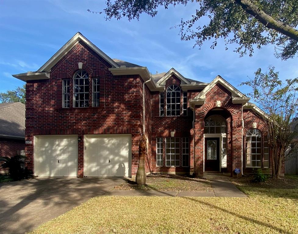 135 2 Chandler Court, Sugar Land, Texas 77479, 4 Bedrooms Bedrooms, 13 Rooms Rooms,2 BathroomsBathrooms,Single-family,For Sale,Chandler,62299549
