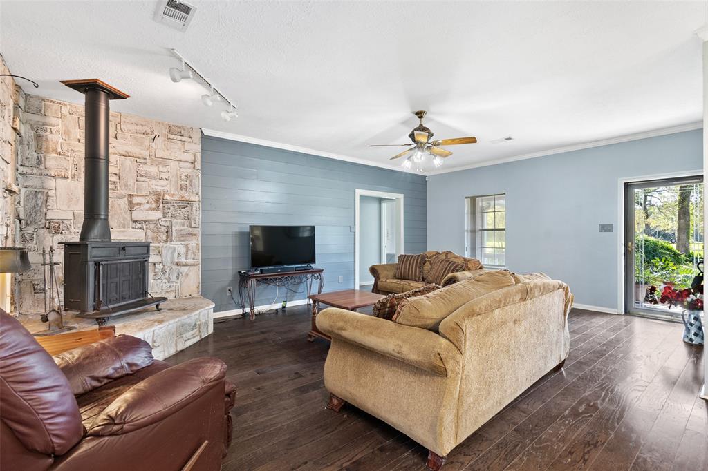 3019 1 Pine Oak Lane, Baytown, Texas 77521, 3 Bedrooms Bedrooms, 6 Rooms Rooms,3 BathroomsBathrooms,Single-family,For Sale,Pine Oak,66050851
