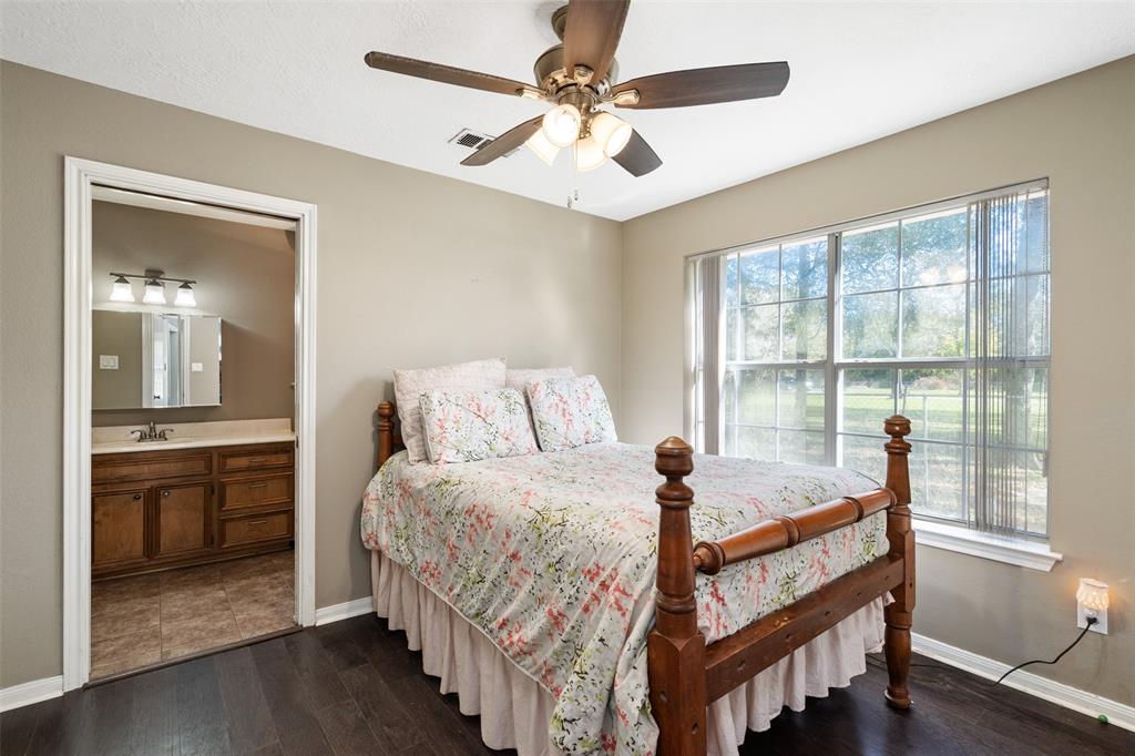 3019 1 Pine Oak Lane, Baytown, Texas 77521, 3 Bedrooms Bedrooms, 6 Rooms Rooms,3 BathroomsBathrooms,Single-family,For Sale,Pine Oak,66050851