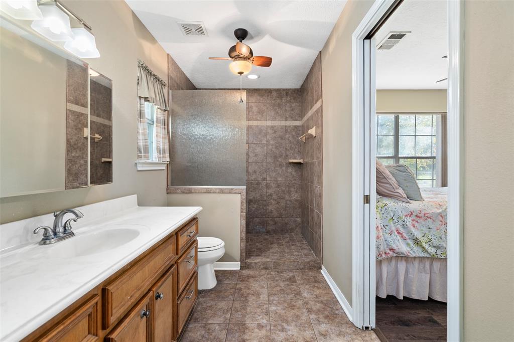 3019 1 Pine Oak Lane, Baytown, Texas 77521, 3 Bedrooms Bedrooms, 6 Rooms Rooms,3 BathroomsBathrooms,Single-family,For Sale,Pine Oak,66050851