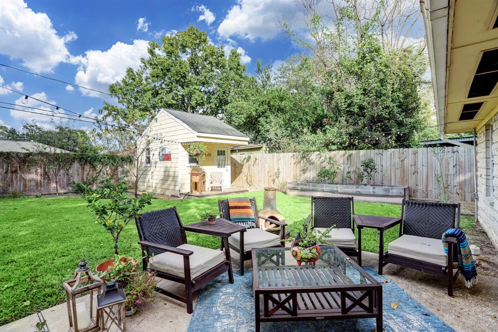 1706 1 Wilde Rock Way, Houston, Texas 77018, 2 Bedrooms Bedrooms, 4 Rooms Rooms,1 BathroomBathrooms,Single-family,For Sale,Wilde Rock,74960899